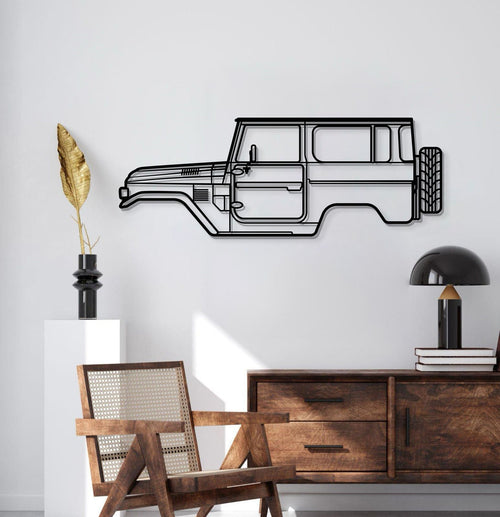 Toyota FJ40 (1979) laser‑cut metal wall décor – vintage 4x4 vehicle profile