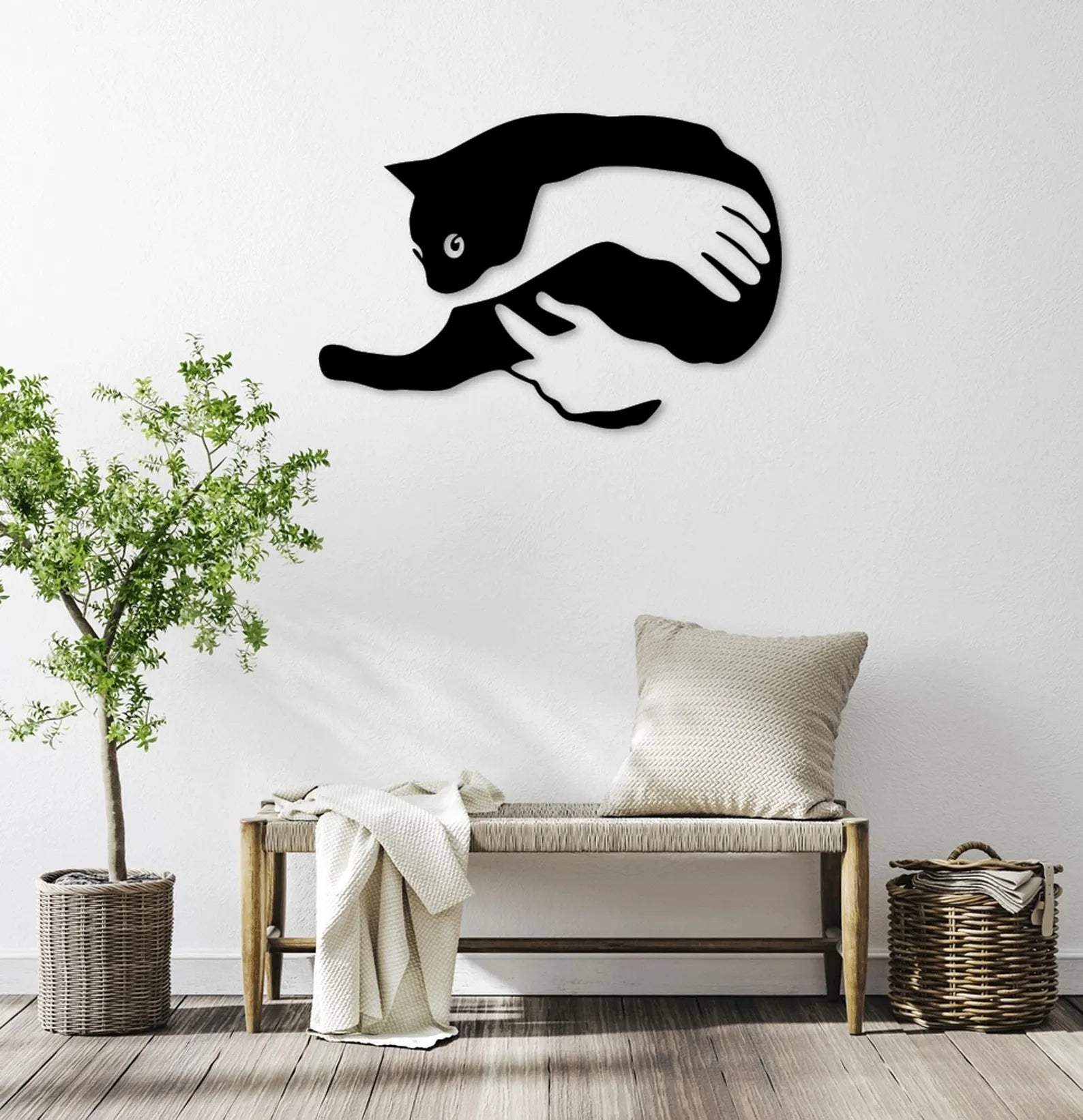 Pisica in Brate – Tablou Contur Metalic